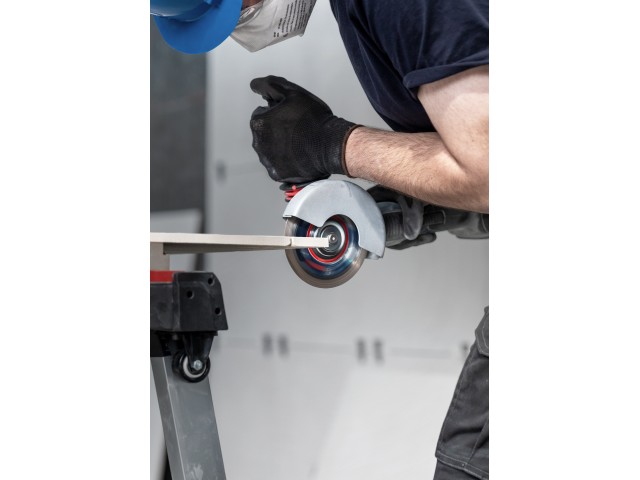 Diamantna rezalna plošča Bosch EXPERT HardCeramic, Dimenzije: 115x22,23x1,4x10mm, 2608900654